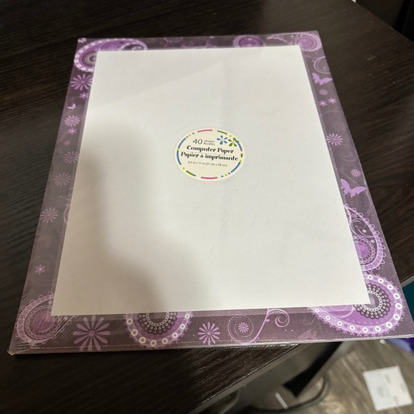 Purple spiral printer paper - Picture 1 of 1